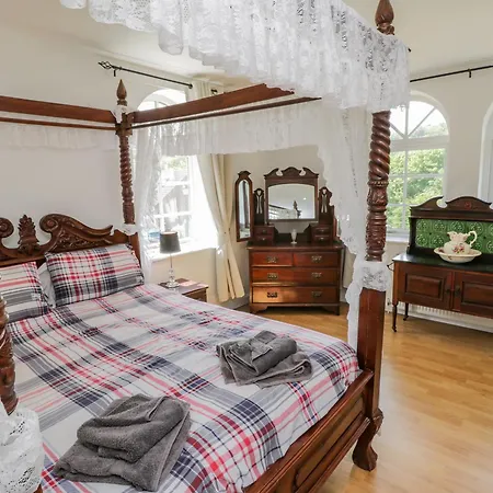 The Power House 度假居 洛夫特斯