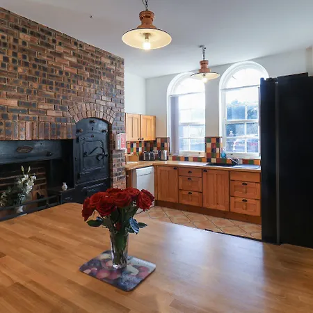 The Power House 度假居 洛夫特斯